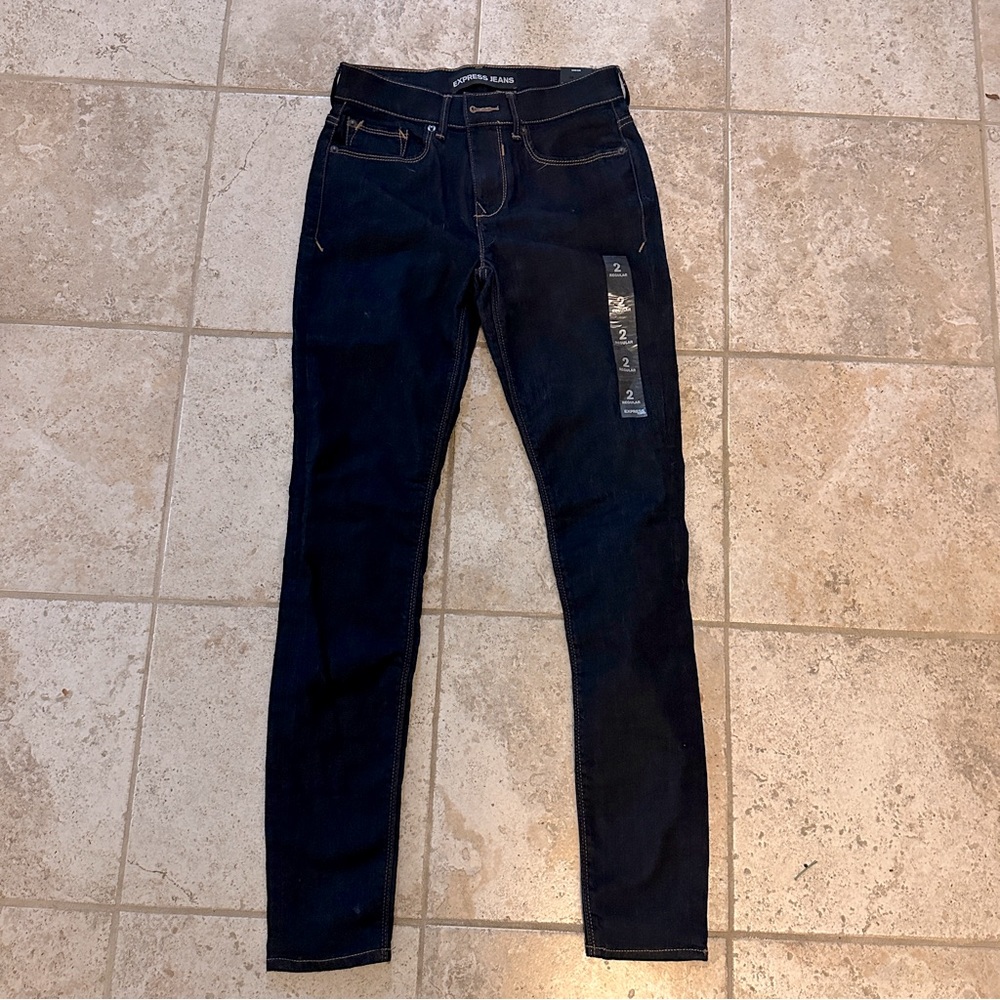 Express NWT Dark Rinse Skinny Jeans